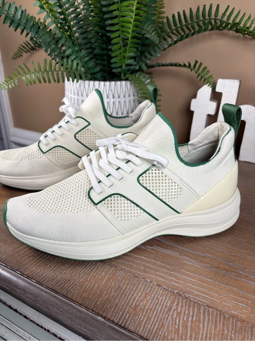 Tory Burch T Sock Runner Knit Sneakers in new ivory/arugula Women’s Size 11M
